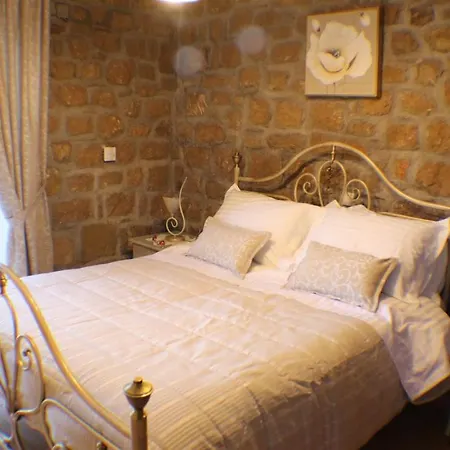 Aelia Синикия-Меси-Трикала