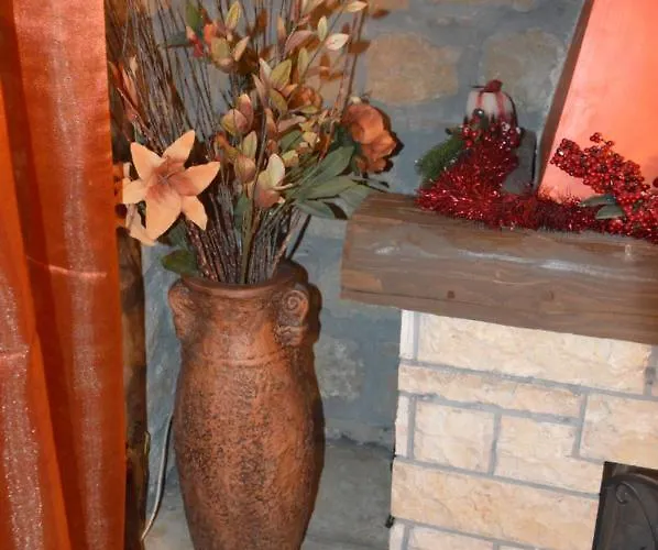 Aelia Villa